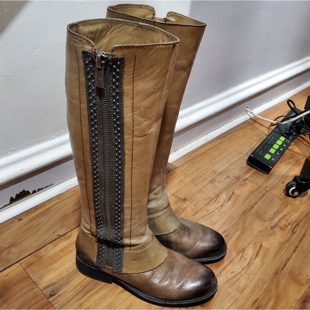 Vince Camuto Finny Gray Genuine Leather Knee-High Riding Boots